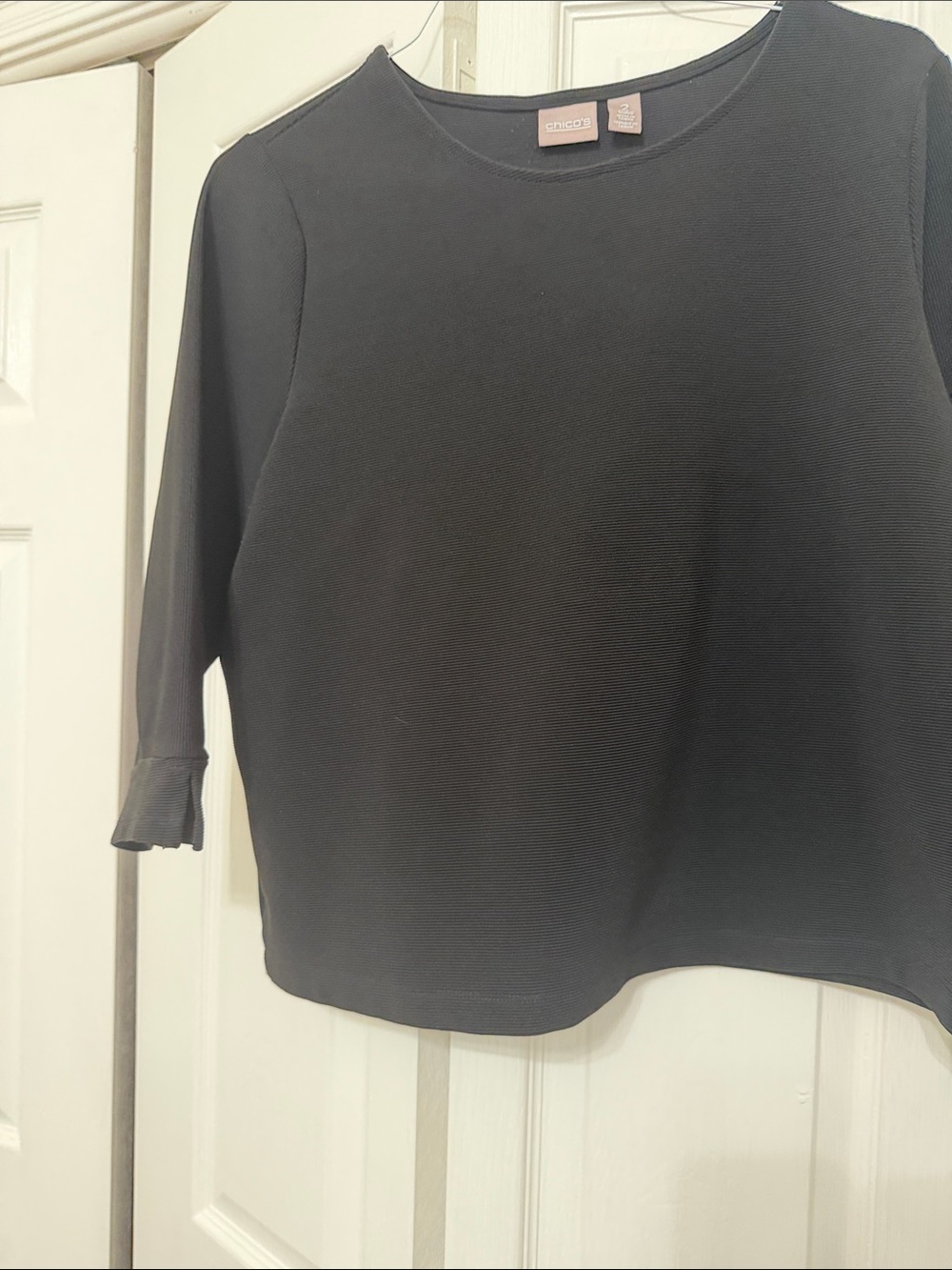 Chicos Black Textured Boxy Long-Sleeve Top